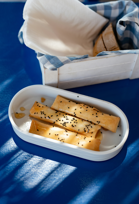 Honig-Feta-Sticks in Filoteig