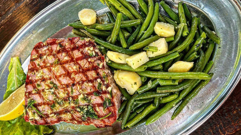 Thunfischfilet mit grünen Bohnen und Kartoffeln
